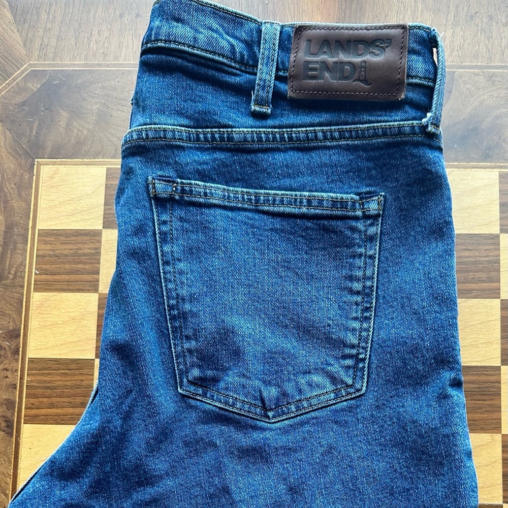 Men’s Lands’ End Jeans - Size 35x28
Gently worn - like brand new!